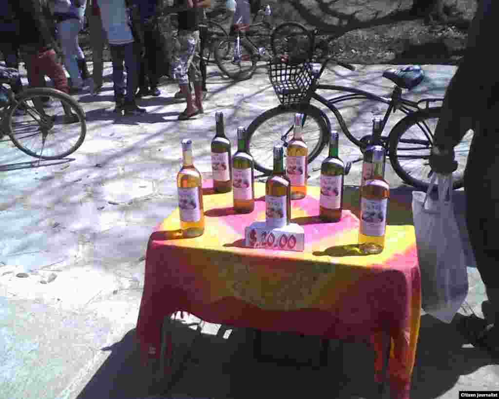 El reportero ciudadano de José R Borges recorre mercados privados  de venta a la población en Cabaiguán, Sancti Spíritus.