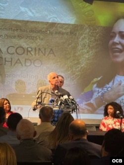 El congresista cubanoamericano Carlos Giménez fue uno de los asistentes al evento.