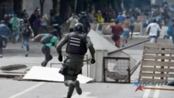 Venezuela se hunde en espiral de violencia desatada por Maduro Venezuela se hunde en espiral de violencia desatada por Maduro