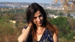 Lynn Cruz habla de "Terminal", su primera novela Lynn Cruz habla de "Terminal", su primera novela