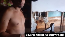 Daños en viviendas de Velasco por el desbordamiento del río tras el paso del huracán.