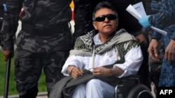 Jesús Santrich, excomandante de las FARC, a su salida de la prisión La Picota, en Bogotá.