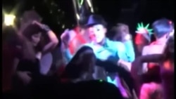 Fiesta tradicional anglosajona irrumpe por todo lo alto en Cuba Fiesta tradicional anglosajona irrumpe por todo lo alto en Cuba